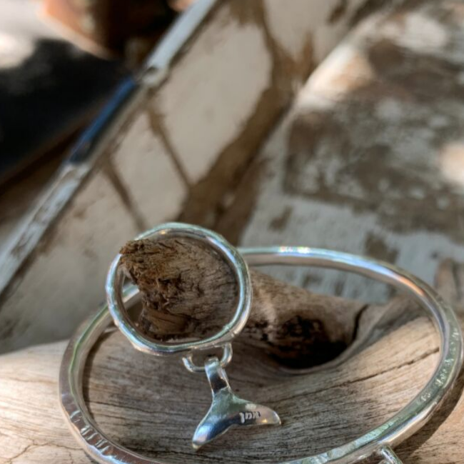 Whale Tail Pendant Ring